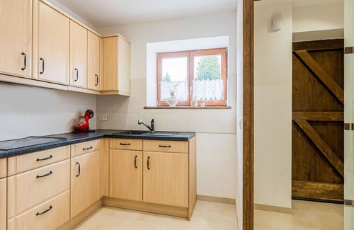 Beauraing Cottage | Charming chalet in Beauraing with fenced garden