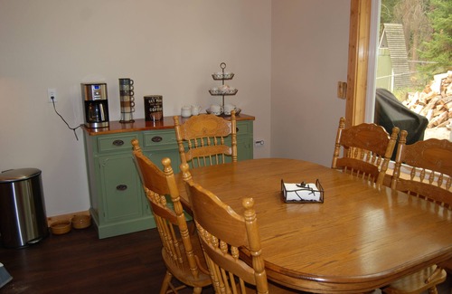 Leavenworth House | Charming Chalet in Plain with Private Hot Tub, WiFi and Game Cupboard