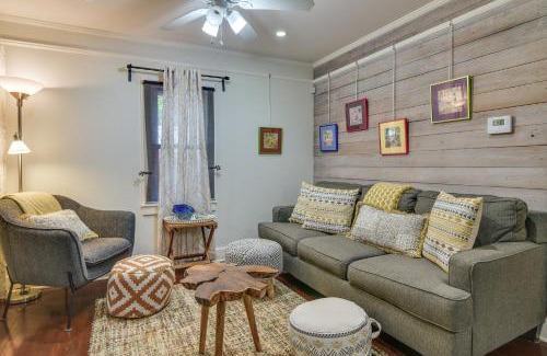 St. Johns House | Charming City Cottage about 8 Mi to Downtown Portland!