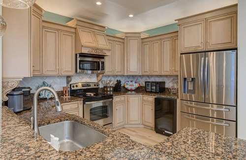 Cocoa Beach House | Charming Coastal Retreat on the Beach! nDiscounted Winter Rates Available Now