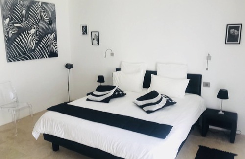 Le Thor Other | CHARMING CONTEMPORARY MAS IN THE COUNTRYSIDE