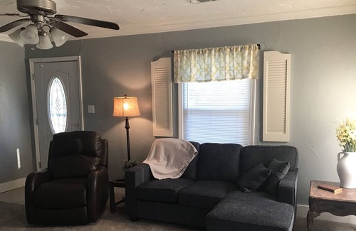 Midwest City House | Charming & Convenient Near Tinker AFB