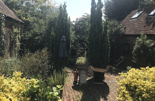Wixford House | Charming cosy country cottage, barn conversion with private garden.Pets welcome
