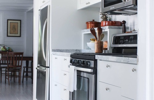 Dunmore Town Cottage | Charming Cottage in Harbour Island, minutes walk to Pink Sands beach