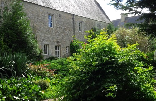Longueville House | Charming cottage La Londe