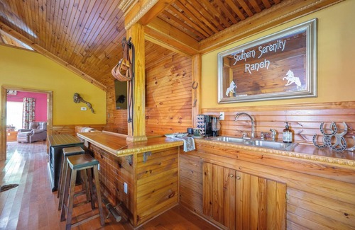 Idlewild House | Charming Cottage on 70 acre Horse Ranch, 14 miles from I-40, Carroll County, TN