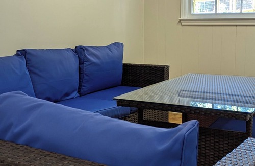Winston - Salem Cottage | Charming cottage in Winston-Salem with WiFi and AC