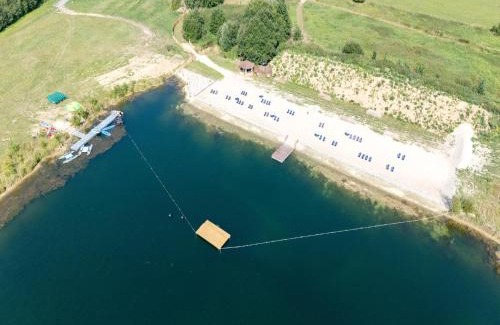 Maubray House | Charming Cottage with Pool