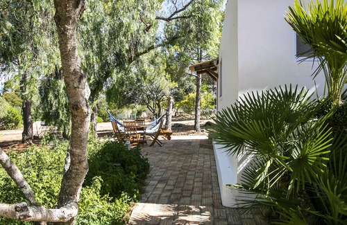 Lagos Cottage | Charming Cottage with Private Terrace and Shared Pool