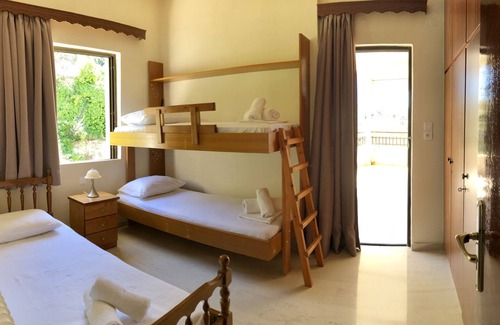 Patsos House | Charming Countryhouse Near Patsos Gorge. WiFi/AC