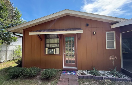 Ocala Villa | Charming & Cozy Bedroom with Bathroom. Private Entry. Fully Equipped!