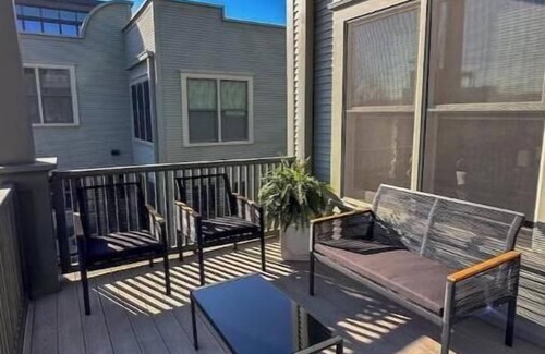 Midtown House | Charming cozy townhome with 1 bedroom and WiFi, AC in nice Oklahoma City