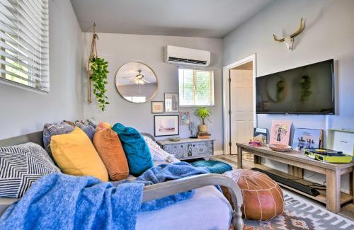 Yucca Valley House | Charming Desert Cottage 11 Mi to Joshua Tree