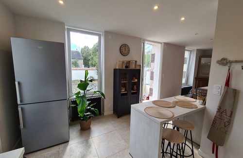 Artenay Cottage | Charming Family Cottage with Garden, Near Orléans & Châteaus, Sleeps 10