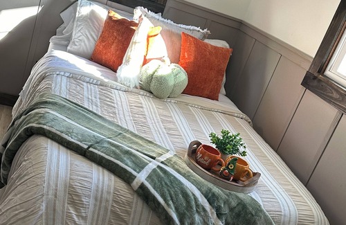 Laurel Springs Other | Charming farmhouse with 3 bedrooms and WiFi, AC by mountain stream and pond