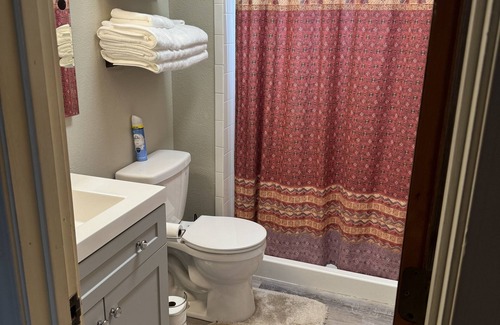 Blanco Other | Charming farmhouse close to the Quality Waters and Navajo Lake Marina.