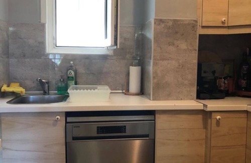 Arnavutkoy Apartment | Charming Flat with Balcony in Bebek