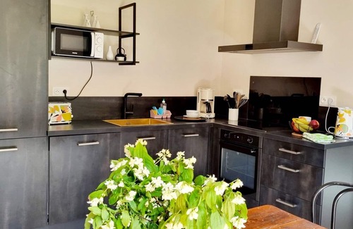 Boussois Cottage | Charming Forest House: Fireplace, Bikes, Baby-Foot, Ping-Pong, Near Nature Trails