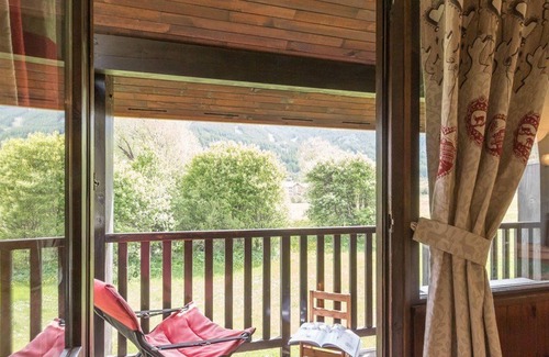 Monetier-les-Bains Apartment | Charming 3-room apt for 6 with parking, near slopes and center