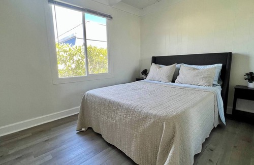 Belmont Bed & Breakfast | Charming Garden Oasis | Walkable, Laundry, Parking