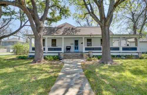Georgetown House | Charming Georgetown Home - Walk to Downtown!