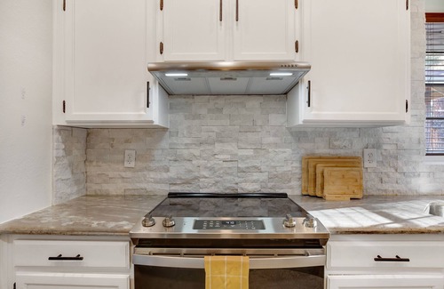 Wind Drift House | Charming Gilbert Home W/BBQ, Hot Tub, & Freestone Park