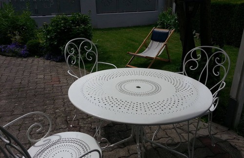 Poteries Apartment | Charming gîte, air conditioning, free parking, welcome by the owner.