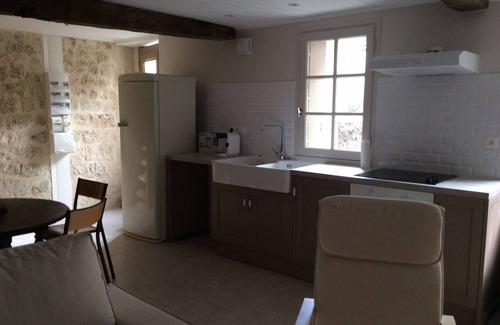 Issigeac House | Charming gite "Le Petit Logis" with garden and jacuzzi for 2 to 5 people.