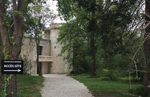 Villegouge House | CHARMING GITE WITHIN AN ORGANIC WINE PROPERTY