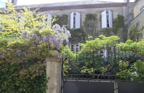 Larochemillay House | Charming Gites de Charme L 'Ancien Presbytère Larochemillay, France
