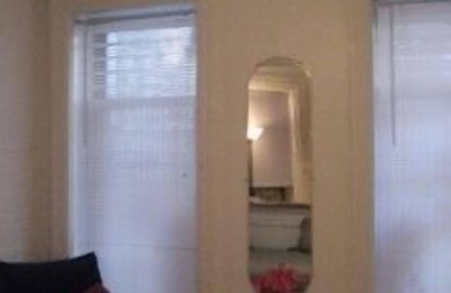 Greenwich Village Apartment | Charming Greenwich Village 1 Bedroom Apartment