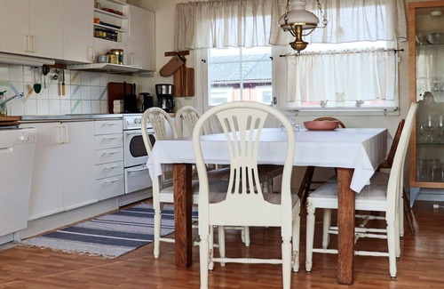 Skummesloevsstrand House | Charming holiday home with terrace-By Traum