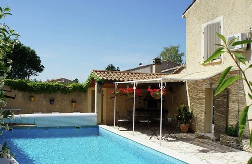 Taillades Apartment | Charming holiday cottage with large private pool