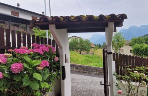 Priuso House | Charming Holiday Home for up to 10 Guests – Your Peaceful Retreat Awaits