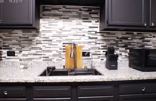 Louisville House | Charming Home Away in Louisville