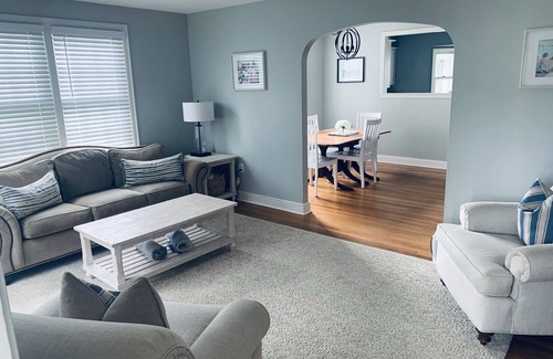 Branford House | Charming home, easy access - everything Branford. Super Host with 5-Star Rating