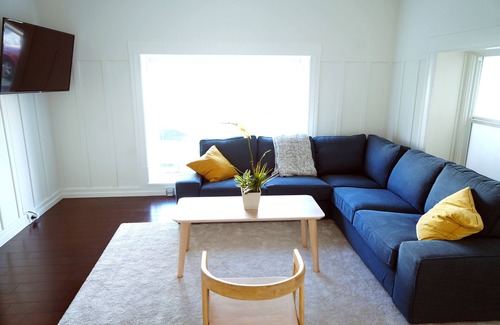 Richmond District House | Charming Home in Lake Street Corridor