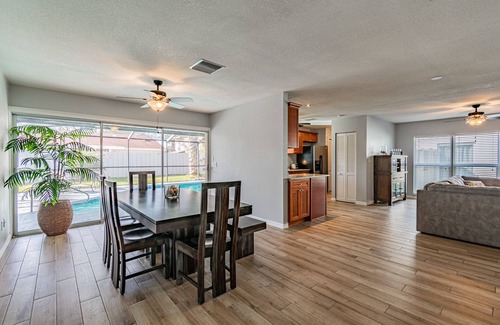 Tampa House | Charming home with amazing heated pool! Close to Airport, Beaches & Attractions.