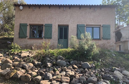 Serra-di-Fiumorbo House | CHARMING HOUSE CARLOTTINA- 5 min from the sea, in the countryside - quiet
