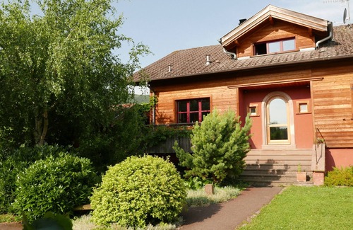 Orschwihr Ski Chalet | Charming house in a garden in the heart of Alsace near Colmar