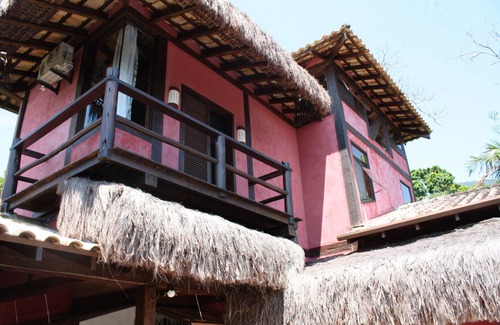 Sao Pedro House | Charming house in gated community with ocean view