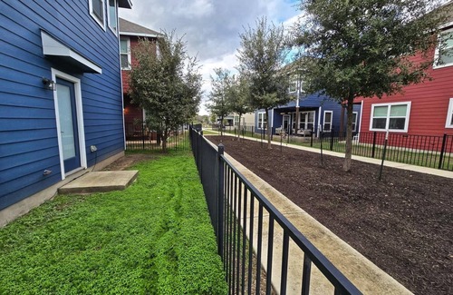 Kyle House | Charming house in Kyle with WiFi and AC