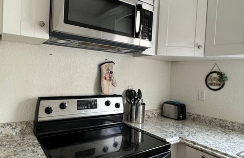 Delray Beach House | Charming house with AC in delightful Downtown Delray Beach