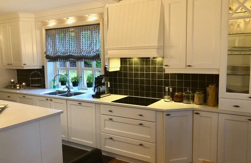 Ulstein Municipality House | Charming House with a Fantastic View of Norway's Nature