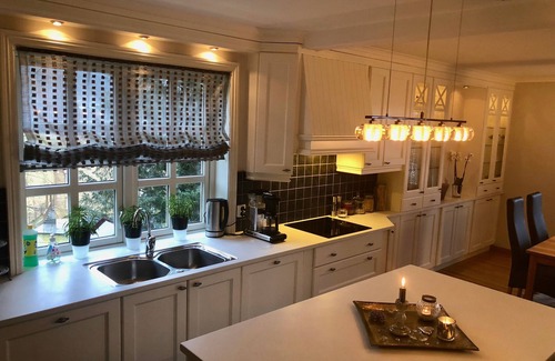 Ulstein Municipality House | Charming House with a Fantastic View of Norway's Nature