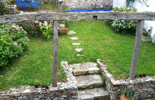 Ballota House | Charming house with garden and close to Ballota beach.