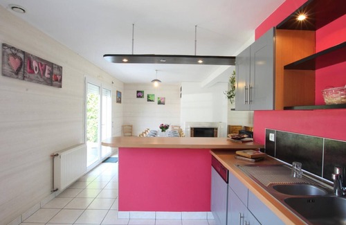 Boucey Cottage | Charming House with Heated Pool Near Mont-Saint-Michel