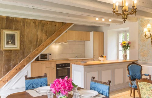 Bacilly Cottage | Charming House with Private Garden near Mont St-Michel - Sleeps 5, WiFi, Parking