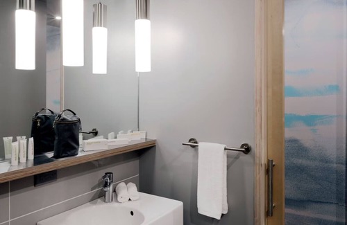 River North Art District Hotel | Charming King Room with Spacious Layout, Elegant Touches and Style