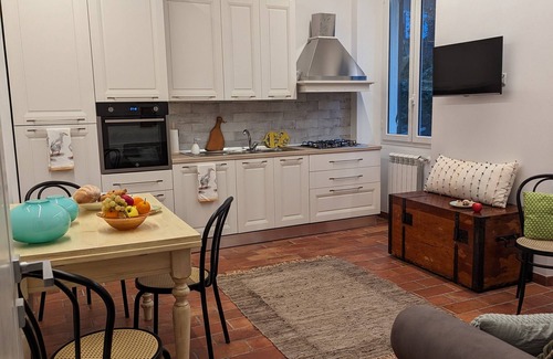 La Spezia Apartment | Charming La Spezia Apartment, 15 min walk to Train Station